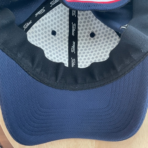 Titleist Dark Blue Golf Hat - Picture 7 of 10